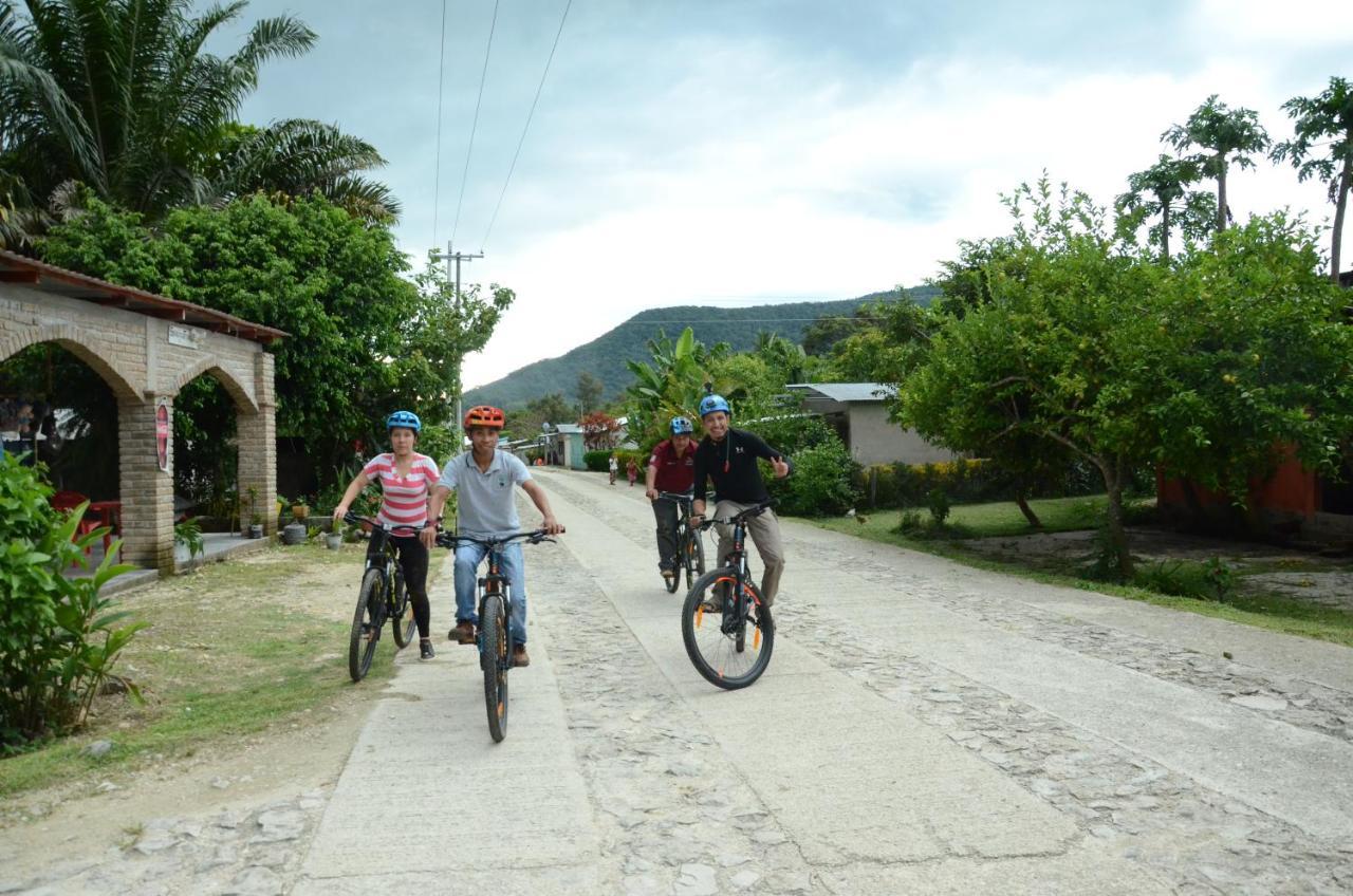 Ciudad De Las Rocas La Fortuna Gallo Giro Bagian luar foto